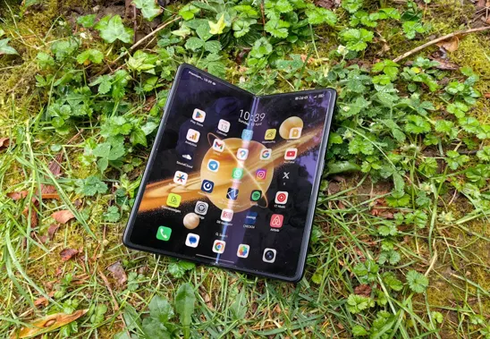 Top 7 Foldable Smartphones to Watch in 2025: Features and Prices 6 Honor Magic V3
